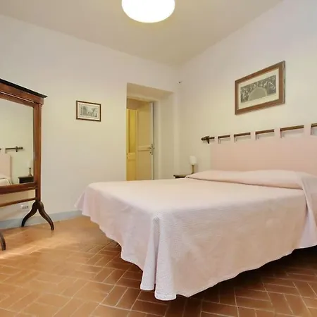 Navona Elegant Two Bedroom Appartement *