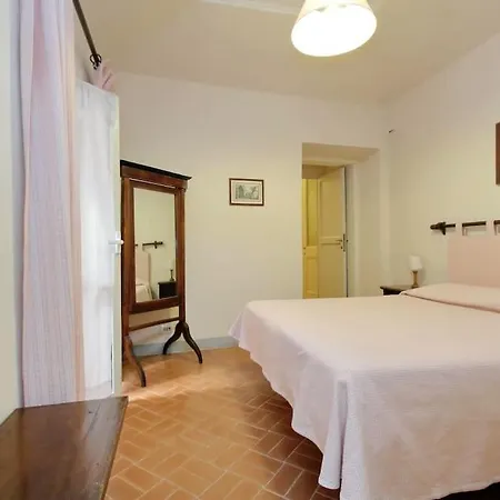 Navona Elegant Two Bedroom Appartement