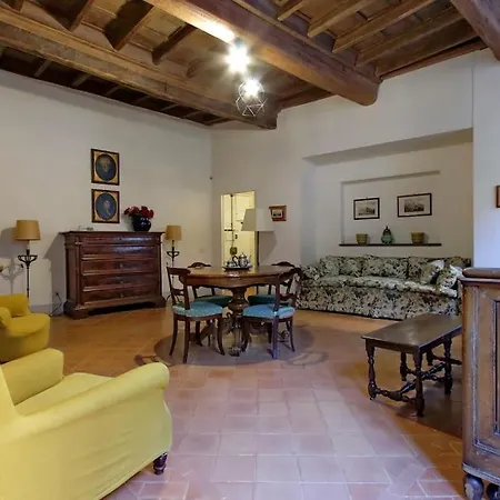 Navona Elegant Two Bedroom Apartment