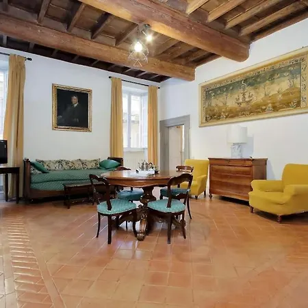 Apartment Navona Elegant Two Bedroom *